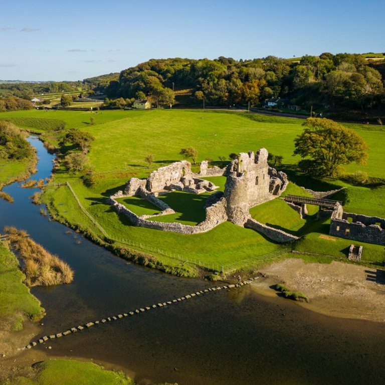 Ogmore Castle is a beautifully situated ruin, free to enter, with beautiful surrounding countryside and coast.