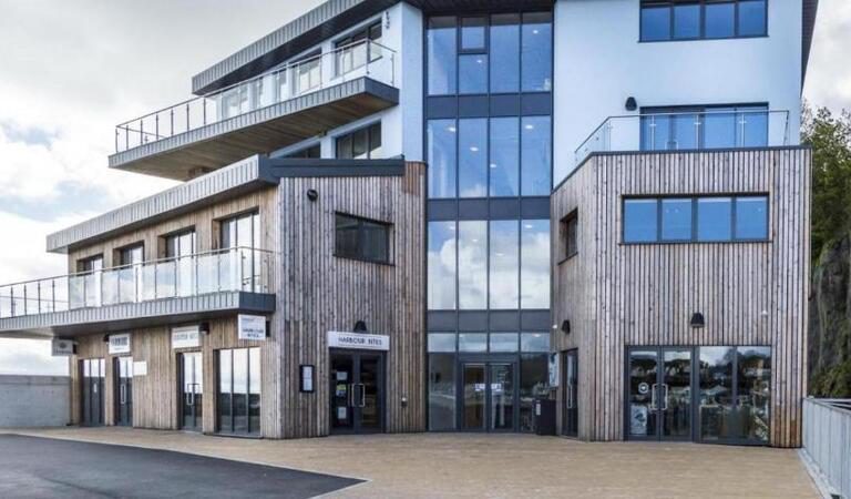 Saundersfoot Hotel Marine Centre