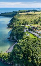 Saundersfoot Swallowtree Gardens