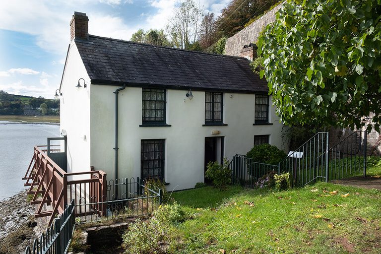 Laugharne content